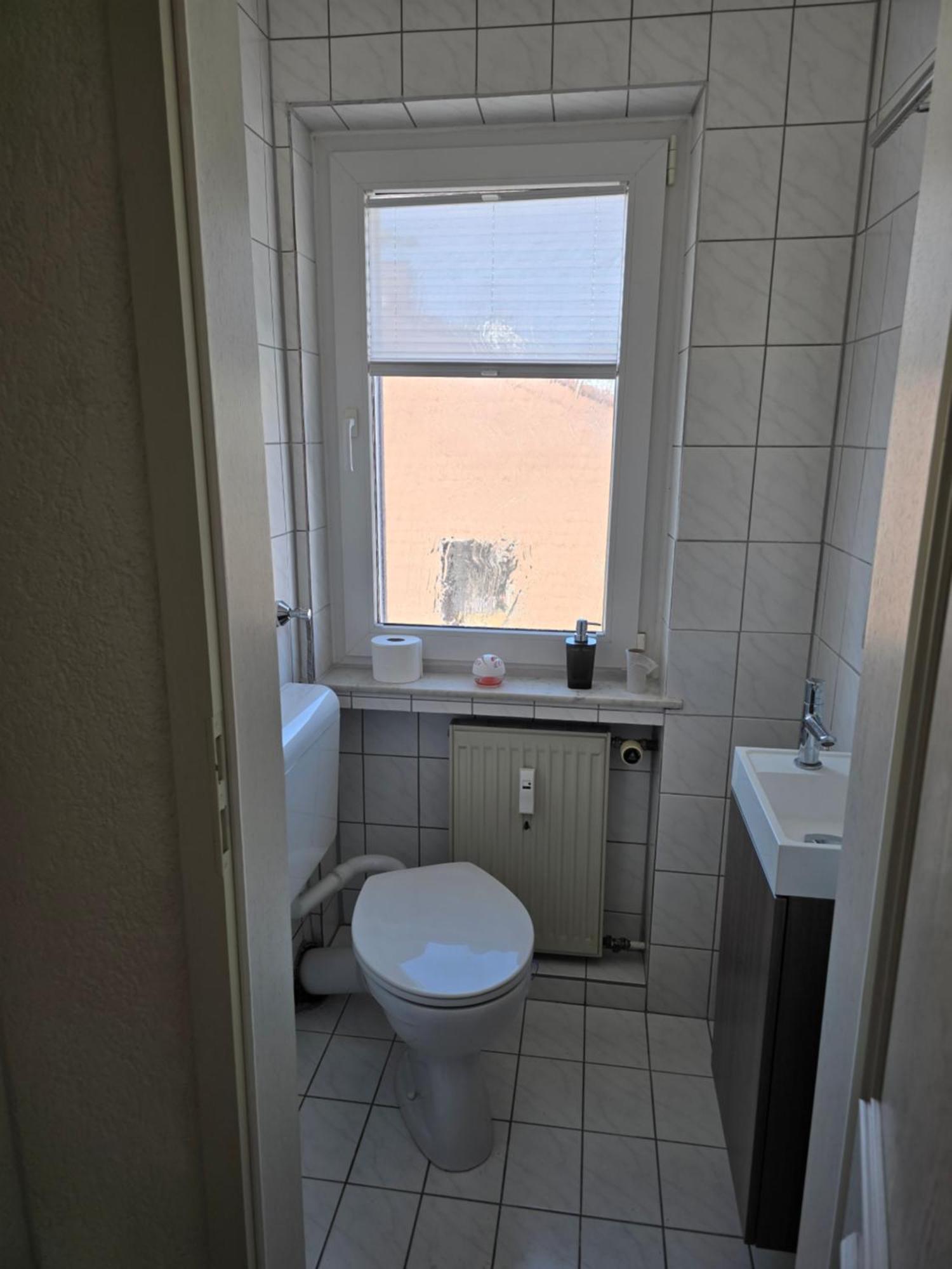 Apartment Ergste Am Ruhr 85 Sqm , 3 Minutes To A45 With Garage Schwerte Exteriör bild